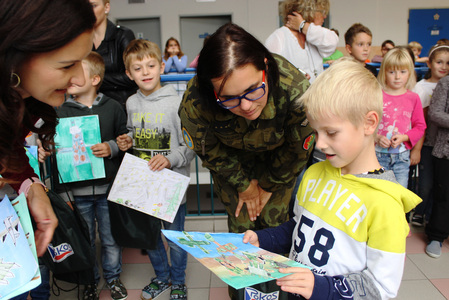 maly-autor-vysvetluje-svuj-umelecky-zamer_2.jpg